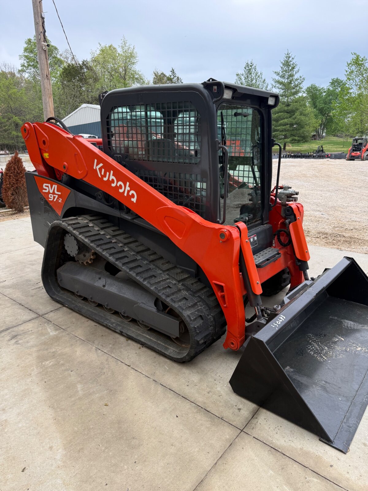 Kubota SVL97-2 front side view