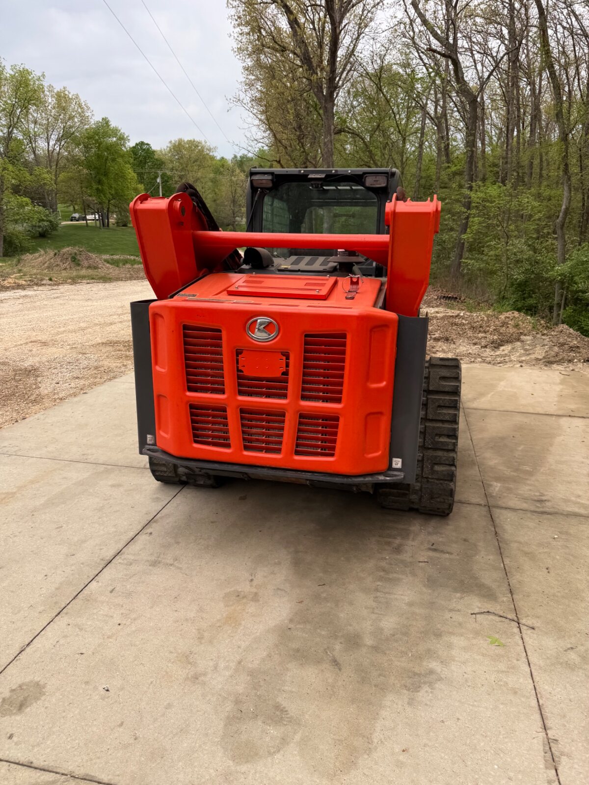 Rear view of the 2023 Kubota SVL97-2